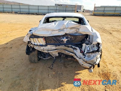 Zdjęcie 6 z 12 samochodu: 2017 FORD MUSTANG VIN:1FA6P8AM1H5304724 - miniatura