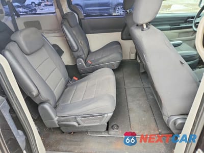 Zdjęcie 11 z 13 samochodu: 2008 DODGE GRAND CARAVAN SE VIN:1D8HN44H28B185407 - miniatura