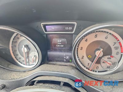 Zdjęcie 9 z 11 samochodu: 2014 MERCEDES-BENZ CLA 250 4MATIC VIN:WDDSJ4GB3EN137910 - miniatura