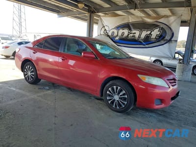 Czwarte zdjęcie samochodu z boku: 2010 TOYOTA CAMRY LE VIN:4T1BF3EK3AU051923 - miniatura