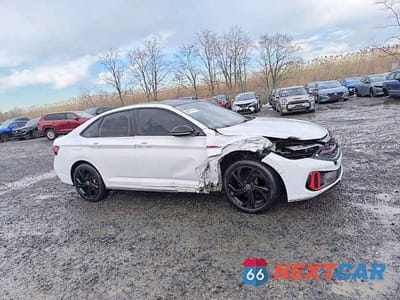 Trzecie zdjęcie samochodu z tyłu: 2023 VOLKSWAGEN JETTA GLI AUTOBAHN VIN:3VW1T7BU9PM032535 - miniatura