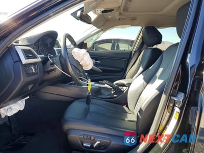 Zdjęcie 7 z 11 samochodu: 2016 BMW 320 XI VIN:WBA8E5G53GNT41518 - miniatura