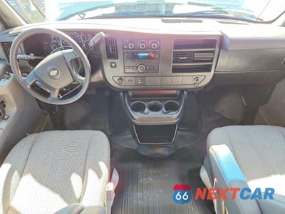 Zdjęcie 8 z 14 samochodu: 2014 CHEVROLET EXPRESS G3500 LS VIN:1GAZGXFG3E1210246 - miniatura