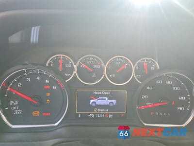 Zdjęcie 9 z 12 samochodu: 2021 CHEVROLET SILVERADO K1500 RST VIN:1GCUYEEL6MZ295715 - miniatura