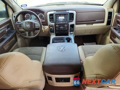 Zdjęcie 8 z 12 samochodu: 2017 RAM 1500 SLT VIN:1C6RR6LT2HS836177 - miniatura