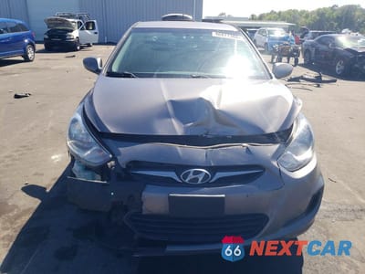 Piąte zdjęcie samochodu w środku: 2014 HYUNDAI ACCENT GS VIN:KMHCT5AE5EU197027 - miniatura