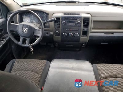 Zdjęcie 8 z 12 samochodu: 2010 DODGE RAM 1500 VIN:1D7RV1GT5AS257276 - miniatura