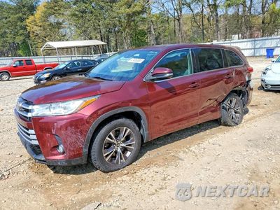 2017 TOYOTA HIGHLANDER LE PLUS 5TDZZRFH6HS207869 - główne zdjęcie licytacji z USA - miniatura