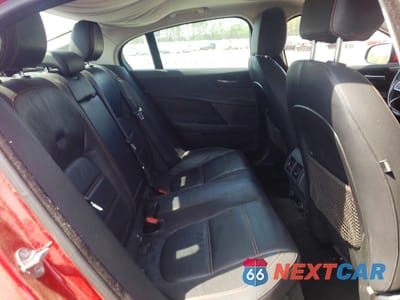 Zdjęcie 10 z 12 samochodu: 2017 JAGUAR XE PRESTIGE VIN:SAJAE4BG3HA947547 - miniatura
