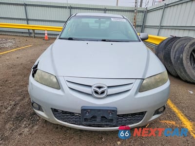 Piąte zdjęcie samochodu w środku: 2006 MAZDA 6 VIN:1YVHP80C465M05159 - miniatura