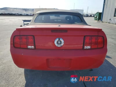 Zdjęcie 6 z 11 samochodu: 2009 FORD MUSTANG VIN:1ZVHT84N195119154 - miniatura