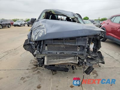 Piąte zdjęcie samochodu w środku: 2020 CHEVROLET COLORADO LT VIN:1GCGSCEN3L1108528 - miniatura