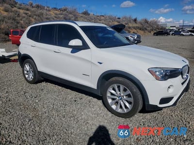 Czwarte zdjęcie samochodu z boku: 2017 BMW X3 XDRIVE28I VIN:5UXWX9C57H0T06589 - miniatura