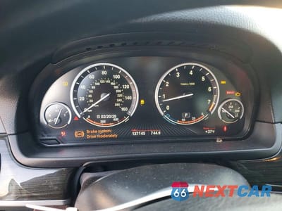 Zdjęcie 9 z 12 samochodu: 2014 BMW 535 XI VIN:WBA5B3C54ED292998 - miniatura