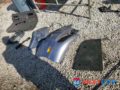 Zdjęcie 12 z 13 samochodu: 2006 BENTLEY CONTINENTAL FLYING SPUR VIN:SCBBR53W16C034938 - miniatura