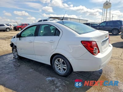 Drugie zdjęcie samochodu z przodu: 2014 CHEVROLET SONIC LT VIN:1G1JC5SH8E4175679 - miniatura