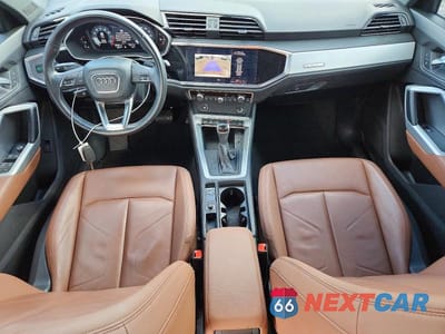 Zdjęcie 8 z 12 samochodu: 2021 AUDI Q3 VIN:WA1DECF39M1046202 - miniatura