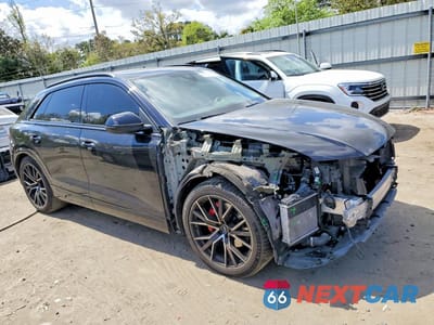 Czwarte zdjęcie samochodu z boku: 2020 AUDI Q8 PREMIUM PLUS S-LINE VIN:WA1EVAF16LD023853 - miniatura