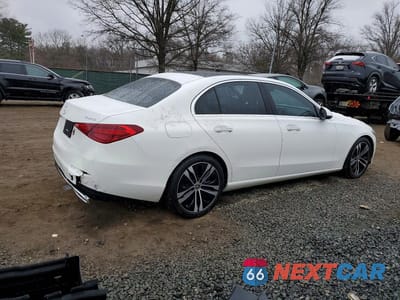 Trzecie zdjęcie samochodu z tyłu: 2022 MERCEDES-BENZ C 300 4MATIC VIN:W1KAF4HB1NR051452 - miniatura