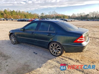 Drugie zdjęcie samochodu z przodu: 2002 MERCEDES-BENZ C 240 VIN:WDBRF61J32F202118 - miniatura