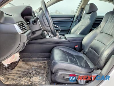 Zdjęcie 7 z 12 samochodu: 2018 HONDA ACCORD TOURING VIN:1HGCV1F99JA804269 - miniatura