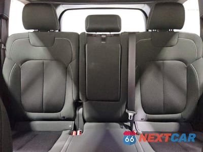 Zdjęcie 10 z 12 samochodu: 2025 JEEP GRAND CHEROKEE LAREDO VIN:1C4RJHAG5SC298206 - miniatura