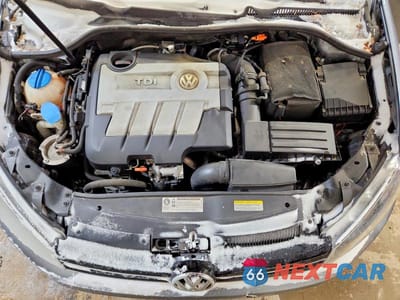 Zdjęcie 11 z 12 samochodu: 2014 VOLKSWAGEN GOLF TDI 4D HATCHBAC VIN:3VWPL7AJ2EM605340 - miniatura