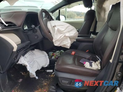 Zdjęcie 7 z 12 samochodu: 2022 TOYOTA SIENNA PLATINUM 7-PASSENGER VIN:5TDERKEC9NS098668 - miniatura