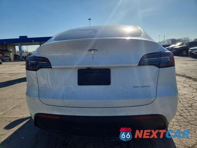 Zdjęcie 6 z 12 samochodu: 2024 TESLA MODEL Y VIN:7SAYGDEE7RF117151 - miniatura