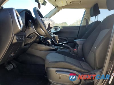 Zdjęcie 7 z 13 samochodu: 2020 KIA SOUL LX VIN:KNDJ23AU4L7044483 - miniatura