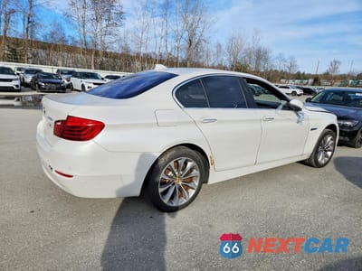 Trzecie zdjęcie samochodu z tyłu: 2016 BMW 528 XI VIN:WBA5A7C55GG150087 - miniatura