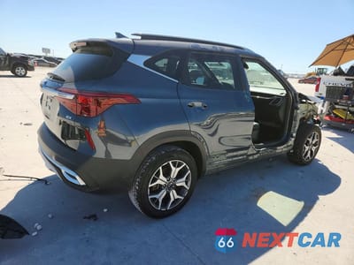 Trzecie zdjęcie samochodu z tyłu: 2021 KIA SELTOS EX VIN:KNDERCAA5M7179167 - miniatura