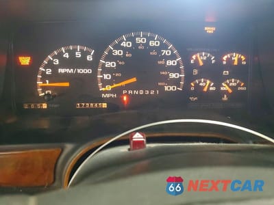 Zdjęcie 9 z 12 samochodu: 1998 GMC YUKON VIN:1GKEK13R3WJ707861 - miniatura