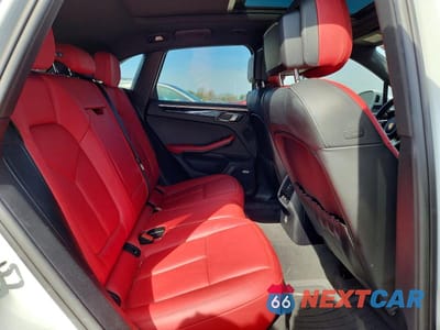 Zdjęcie 11 z 13 samochodu: 2019 PORSCHE MACAN VIN:WP1AA2A5XKLB02316 - miniatura