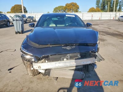 Piąte zdjęcie samochodu w środku: 2023 GENESIS G70 2.0T VIN:KMTG34TA1PU135171 - miniatura