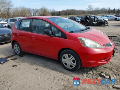 Czwarte zdjęcie samochodu z boku: 2011 HONDA FIT VIN:JHMGE8H34BS002885 - miniatura