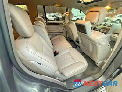 Zdjęcie 13 z 14 samochodu: 2011 MERCEDES-BENZ GL 450 4MATIC VIN:4JGBF7BE2BA631334 - miniatura