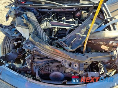 Zdjęcie 11 z 12 samochodu: 2005 BMW 325 I VIN:WBAEV33455KW19791 - miniatura