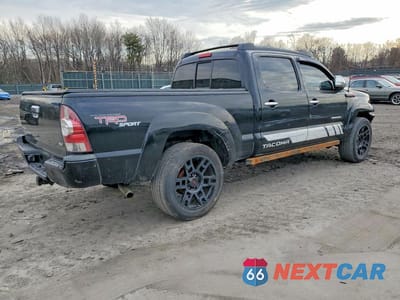 Trzecie zdjęcie samochodu z tyłu: 2013 TOYOTA TACOMA V6 VIN:3TMMU4FN8DM055458 - miniatura