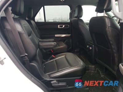 Zdjęcie 10 z 13 samochodu: 2023 FORD EXPLORER XLT VIN:1FMSK8DH7PGA47265 - miniatura