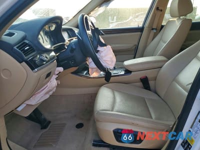 Zdjęcie 7 z 13 samochodu: 2016 BMW X3 XDRIVE28I VIN:5UXWX9C50G0D89476 - miniatura