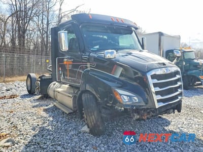 2022 FREIGHTLINER CASCADIA 116 TRUCK CAB AND CHASSIS 1FUJHTDV3NLNA0233 - główne zdjęcie licytacji z USA - miniatura