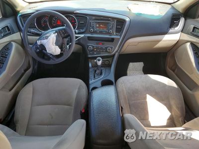 Zdjęcie 8 z 13 samochodu: 2013 KIA OPTIMA LX VIN:5XXGM4A76DG252135 - miniatura
