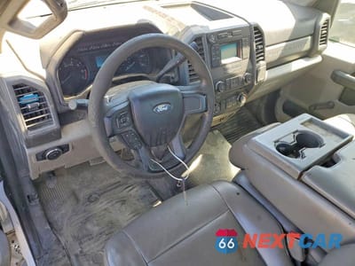 Zdjęcie 8 z 12 samochodu: 2017 FORD F350 SUPER DUTY FLATBED TRUCK VIN:1FDRF3G6XHEB22733 - miniatura