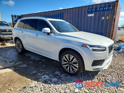 Czwarte zdjęcie samochodu z boku: 2021 VOLVO XC90 T6 MOMENTUM VIN:YV4A22PK7M1710737 - miniatura