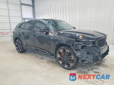 Czwarte zdjęcie samochodu z boku: 2023 BMW XM VIN:5YM23CS07P9S13085 - miniatura