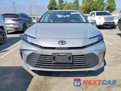 Piąte zdjęcie samochodu w środku: 2026 TOYOTA CAMRY LE VIN:4T1DAACK6TU686653 - miniatura