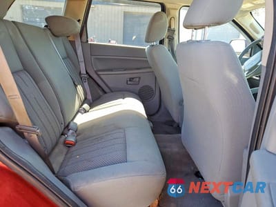 Zdjęcie 11 z 13 samochodu: 2006 JEEP GRAND CHEROKEE LAREDO VIN:1J4GR48KX6C311776 - miniatura
