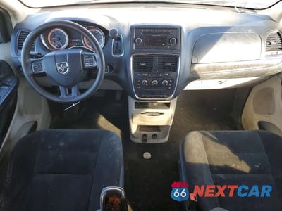 Zdjęcie 8 z 13 samochodu: 2016 DODGE GRAND CARAVAN SE VIN:2C4RDGBG8GR132468 - miniatura