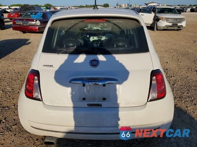Zdjęcie 6 z 12 samochodu: 2016 FIAT 500 POP VIN:3C3CFFAR1GT229915 - miniatura